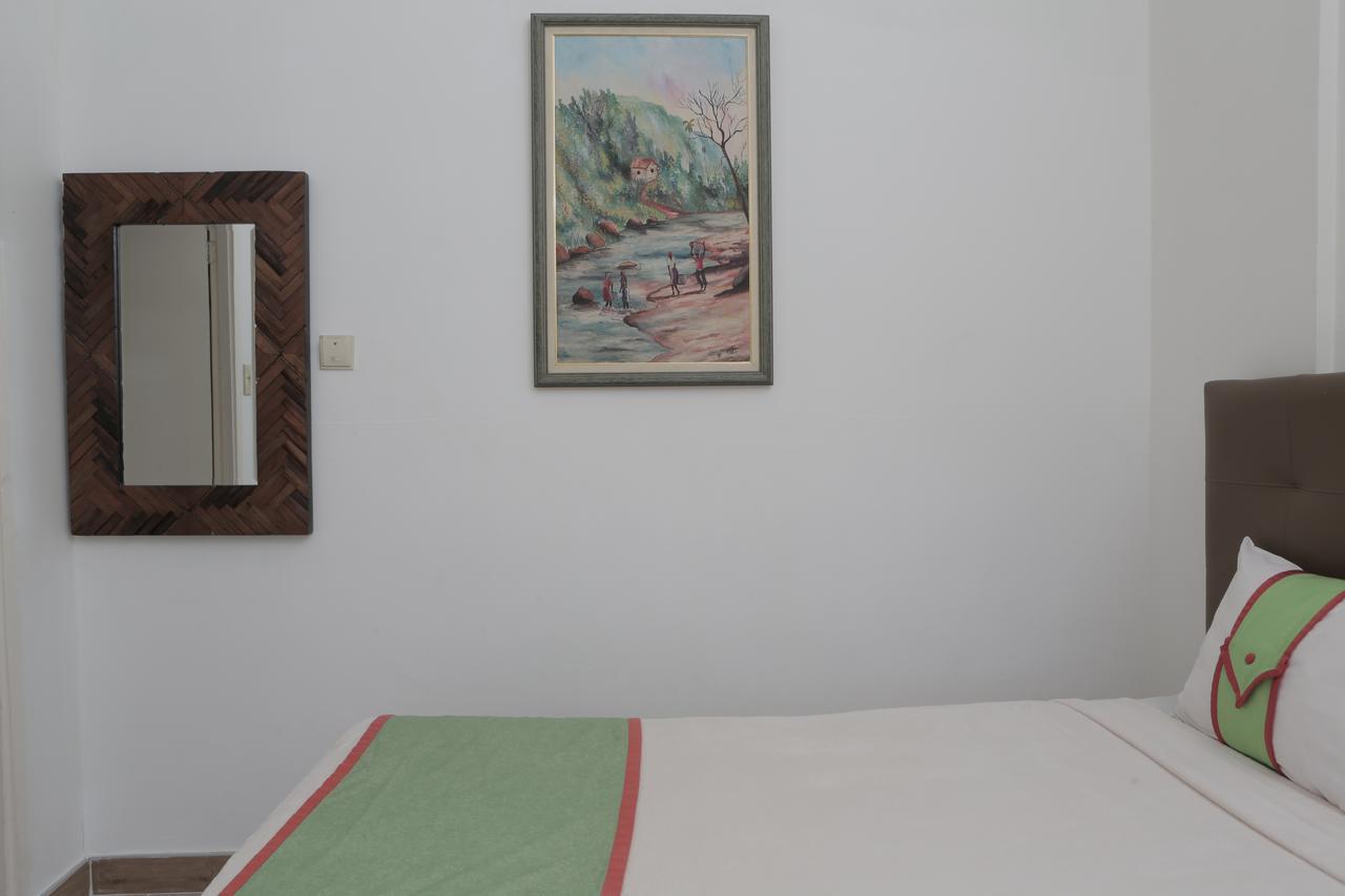 Altamont West Hotel 몬테고 베이 외부 사진